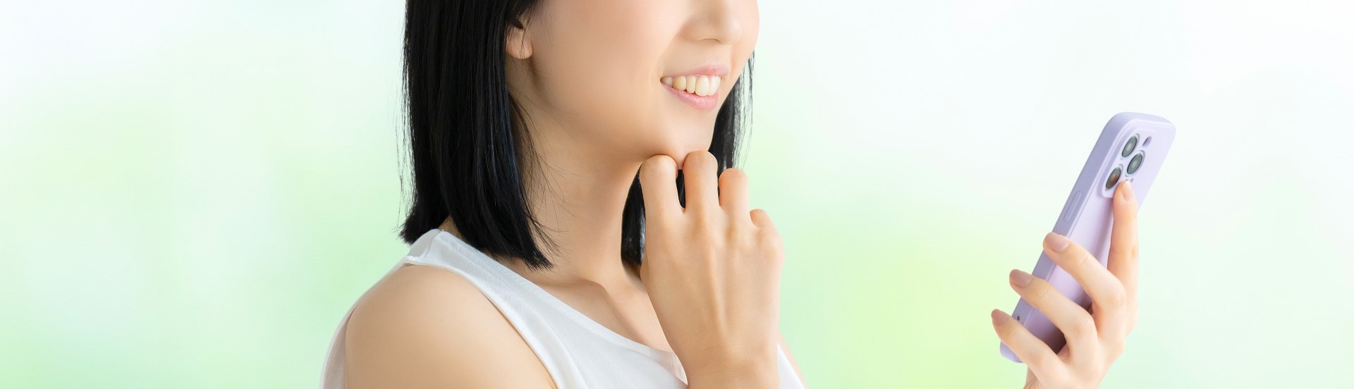 お問い合わせをする様子