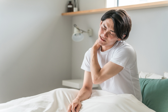 首の痛みが一向に良くならない様子